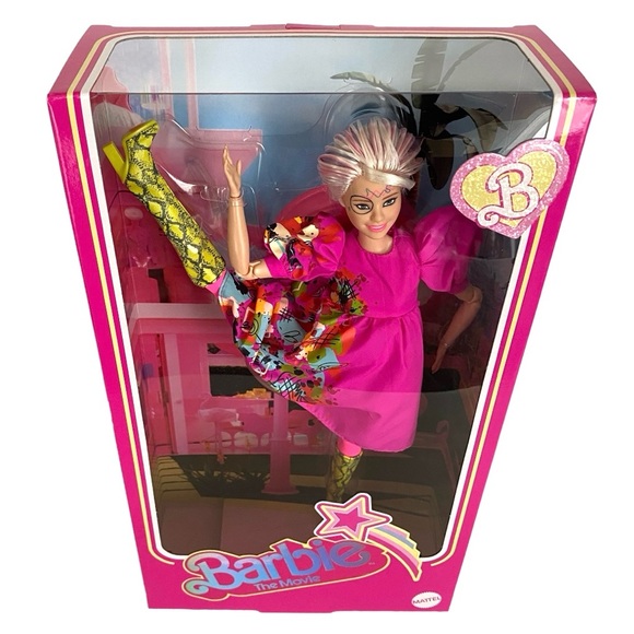 Weird Barbie - Barbie The Movie - Picture 13 of 14